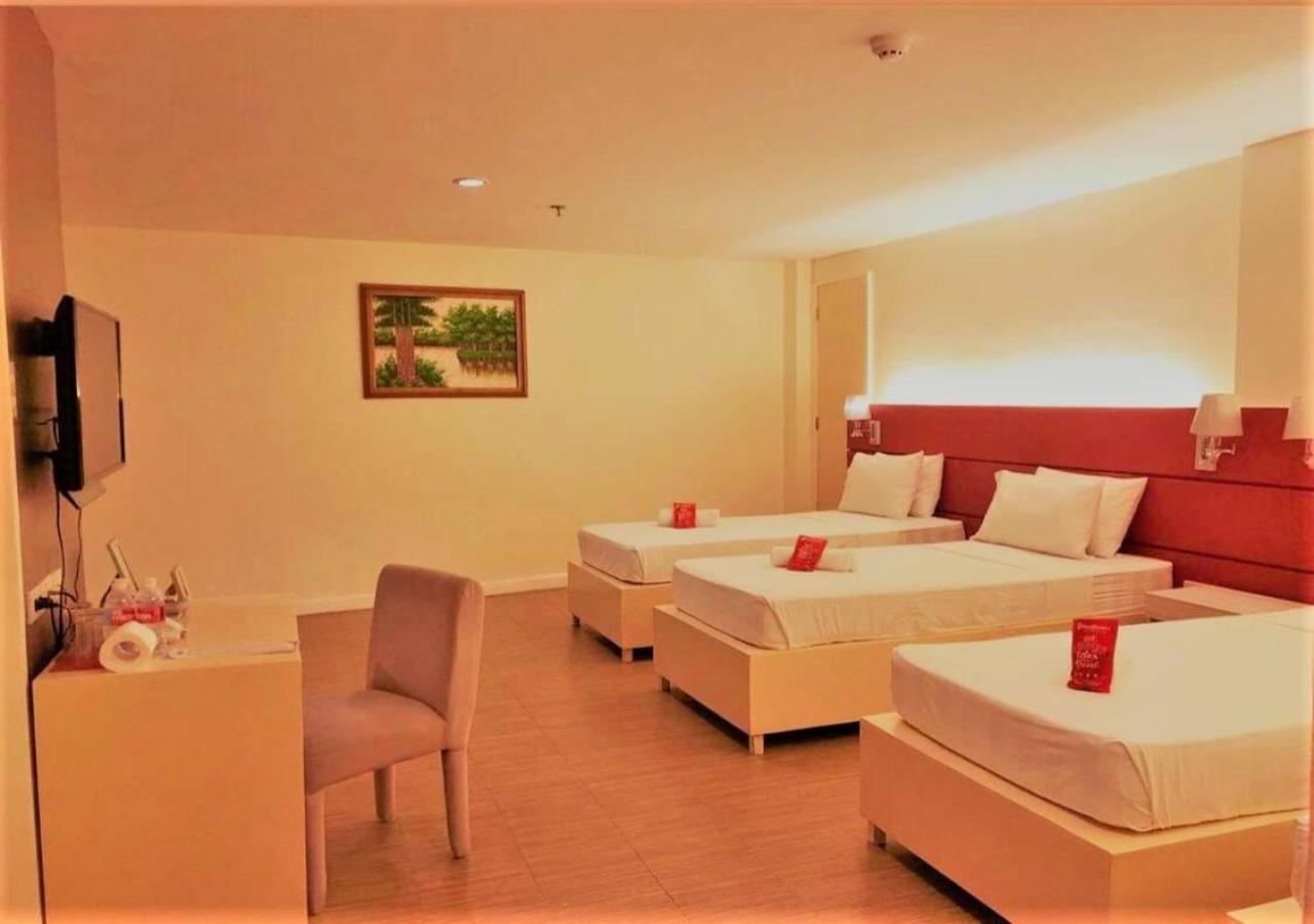 红多兹Plus酒店-近卡里布卡萨诺商场 卡利博 客房 照片